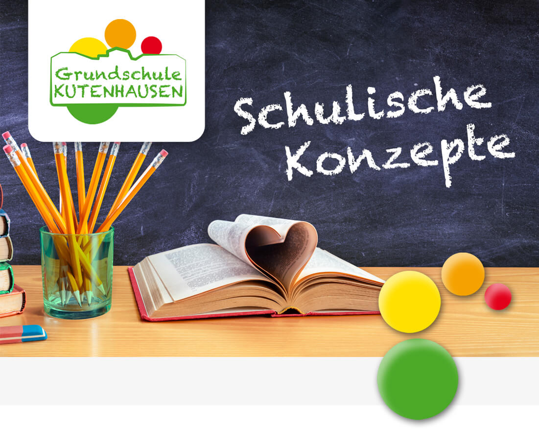 schulische konzepte - offenes Buch auf einem Schreibtisch