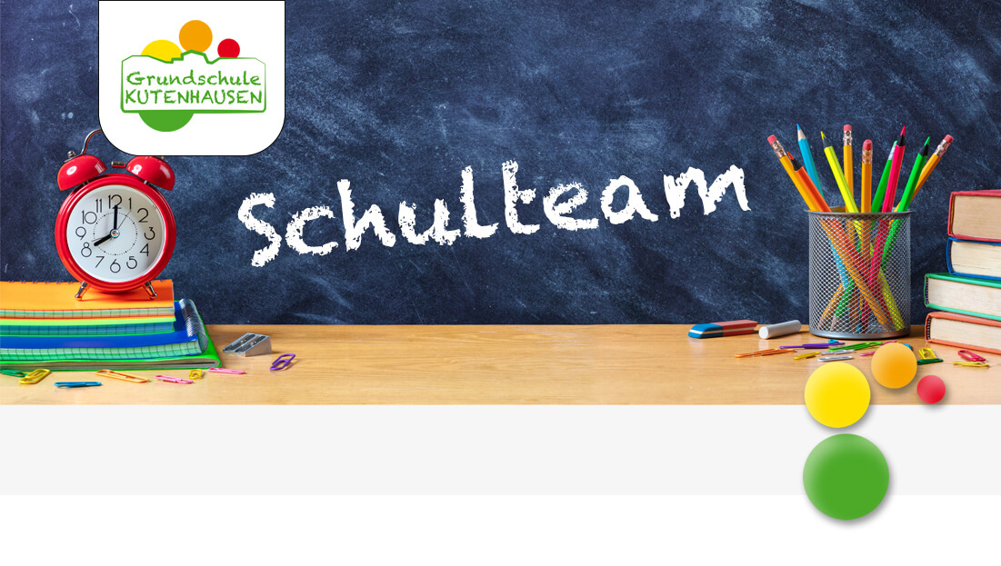 Schulteam - uhr auf tisch